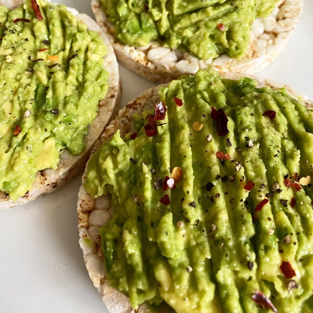 Avocado Rice Cakes